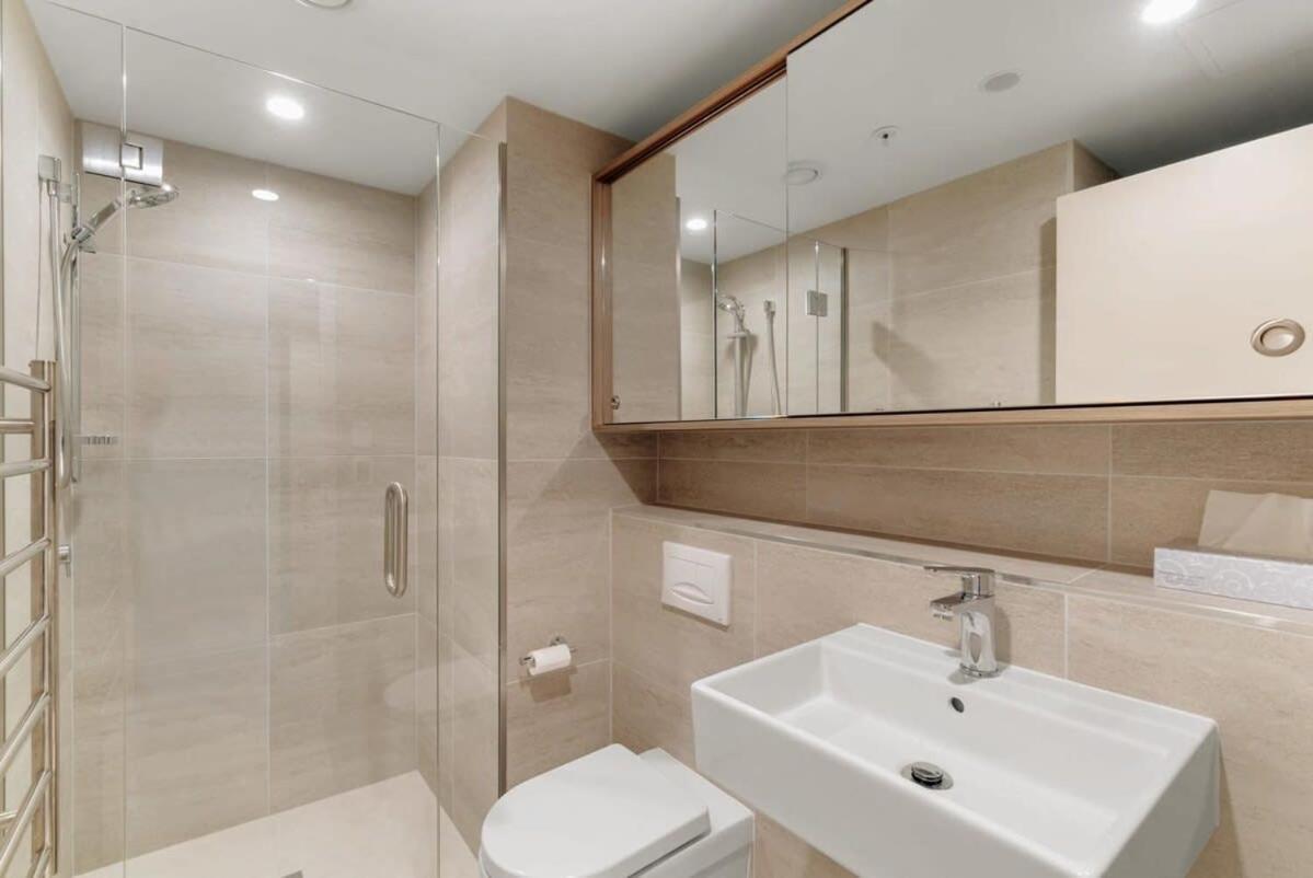 Te Awa At La Residence Du Parc Куийнстаун Екстериор снимка
